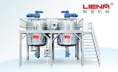 Liquid detergent mixing tank (combined tank)